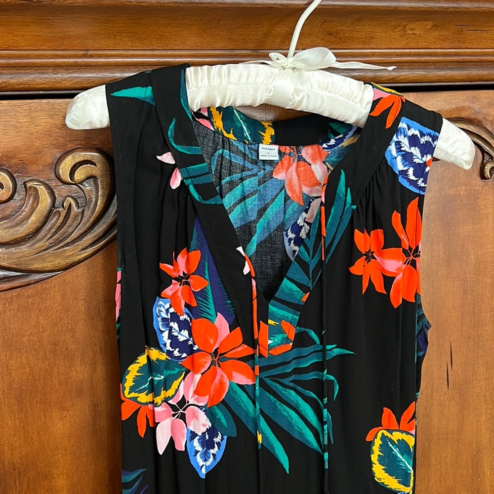 Old Navy tropical dress, size small